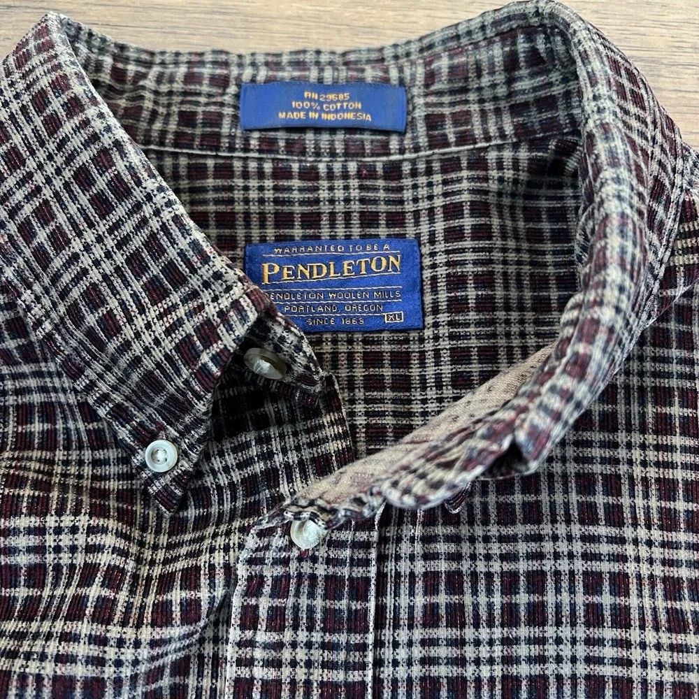 Pendleton men button